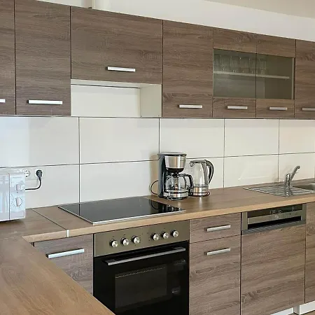 T&k - - 3-6 Apartamento *