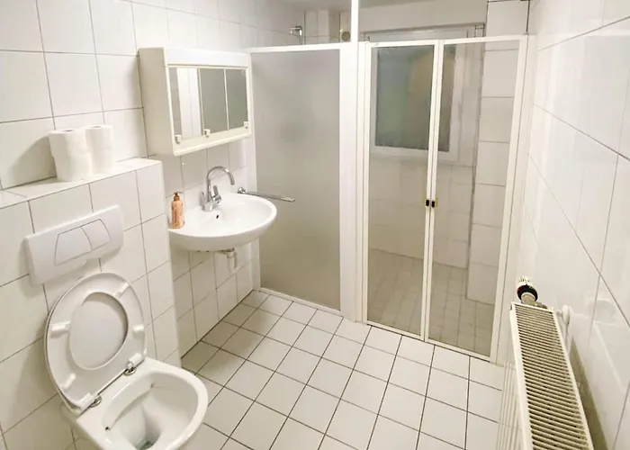 T&k - - 3-6 דירה *