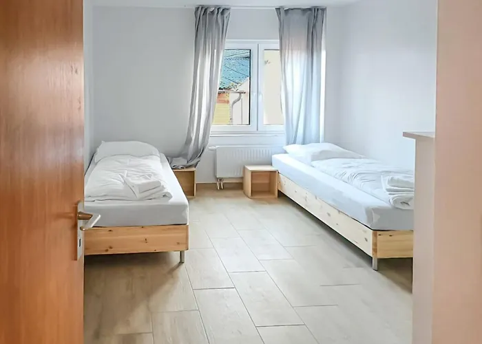 דירה T&k - - 3-6